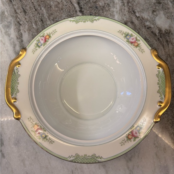 Vintage Meito China hand painted covered serving dish green border floral swag - Picture 3 of 4